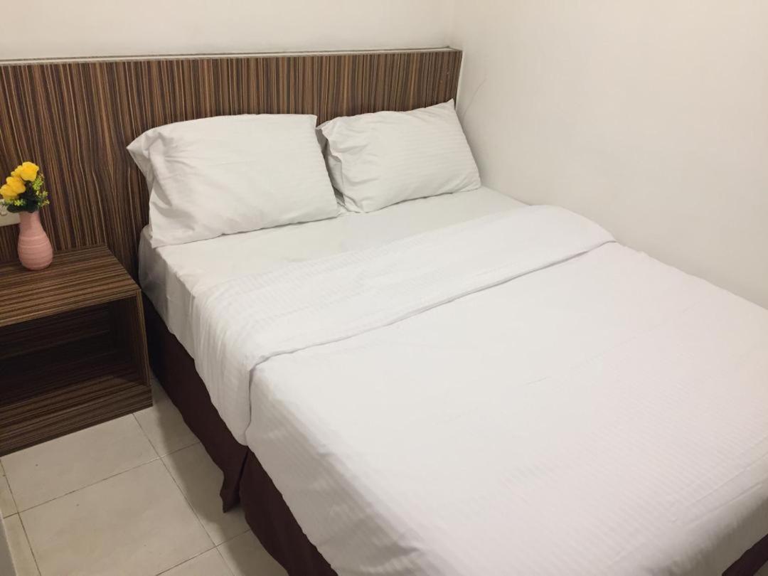 Fragrance Hotel Johor Bahru 스쿠다이 외부 사진